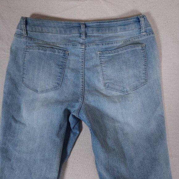 Monroe & Main Floral Embroidered Slim Leg Blue Jeans Womens Size 8 Boho Western - Picture 12 of 16